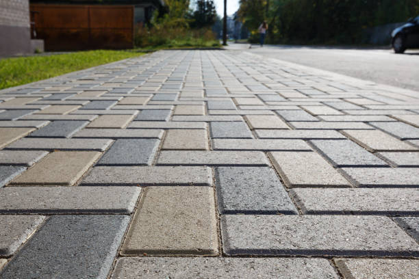  Larkfield Wikiup, CA Driveway Pavers Pros
